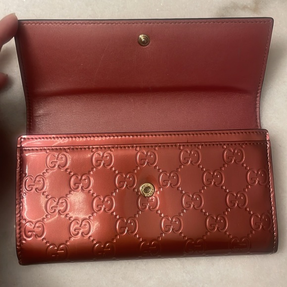 PRICE DROP Gucci micro GG long wallet with GG gold tone heart - Picture 5 of 17